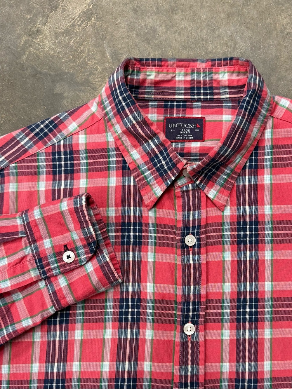 UNTUCKit Plaid Button Down Long Sleeve Shirt